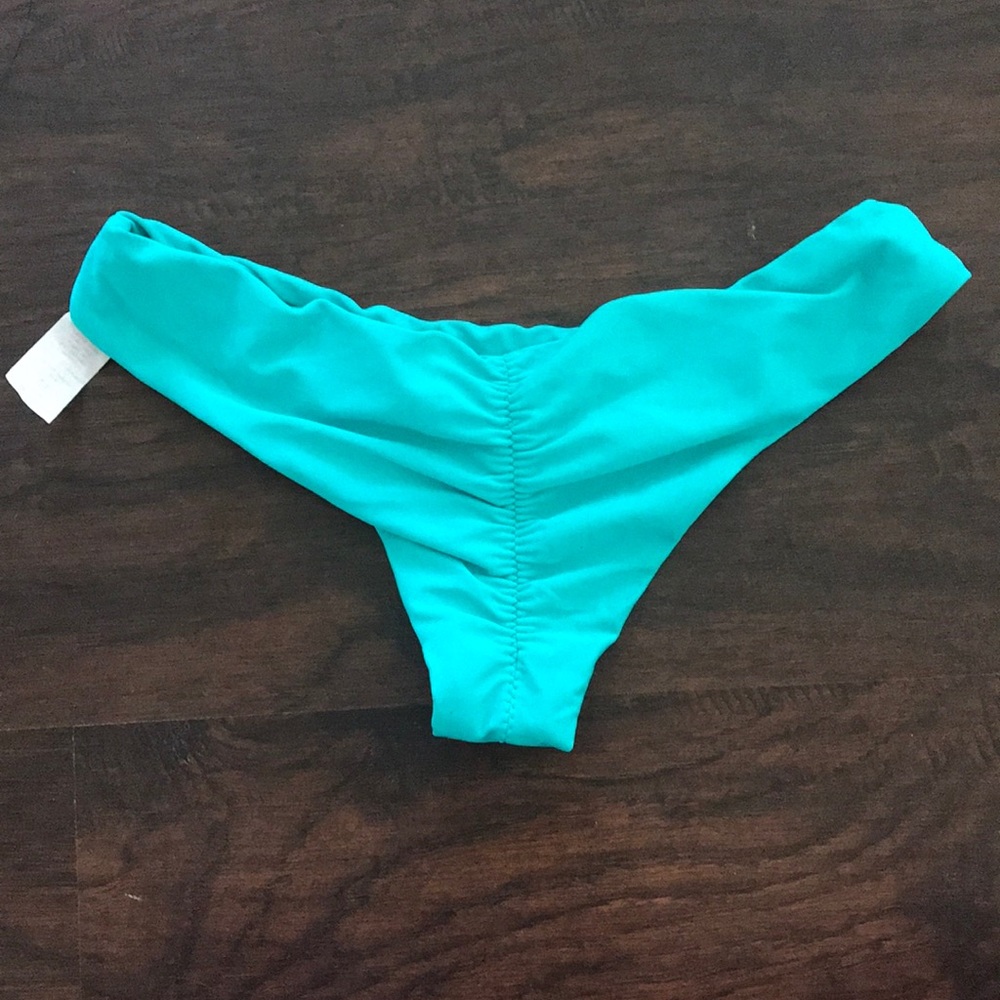 Bikini bottom